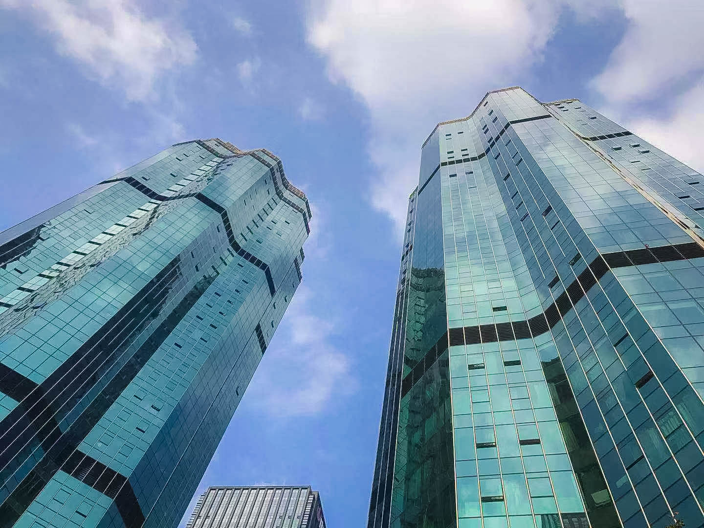 守护常在 美好永续|宝运莱物业服务项目钱塘航空大厦获评五星级物业服务项目